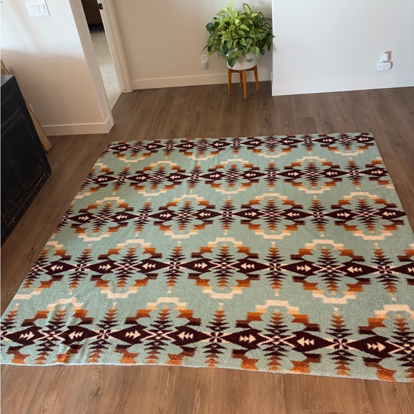 PENDLETON Aztec Southwestern Sherpa Fleece Blanket Aqua Blue Sky 100” x 92” - Picture 1 of 5
